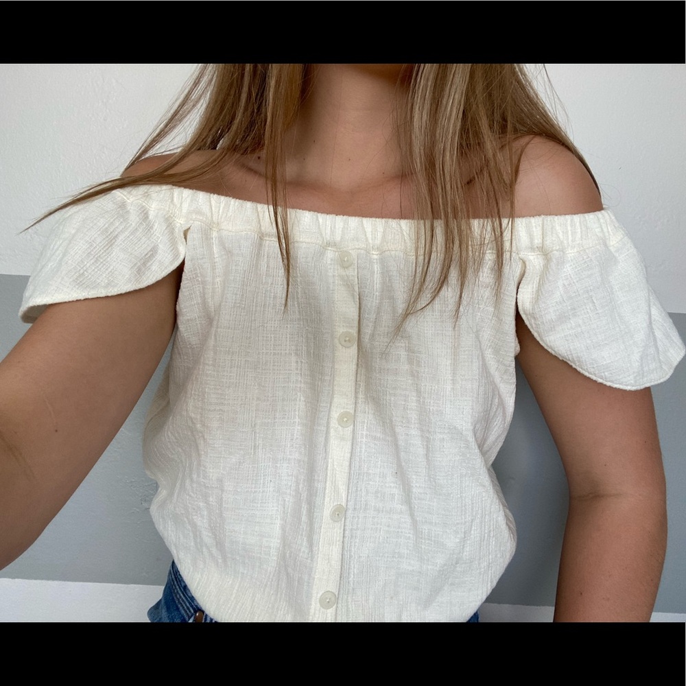 madewell off the shoulder shirt!